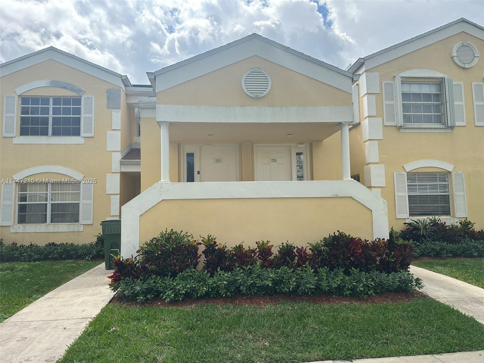 2274 SE 27th Dr # F Unit: 205-F