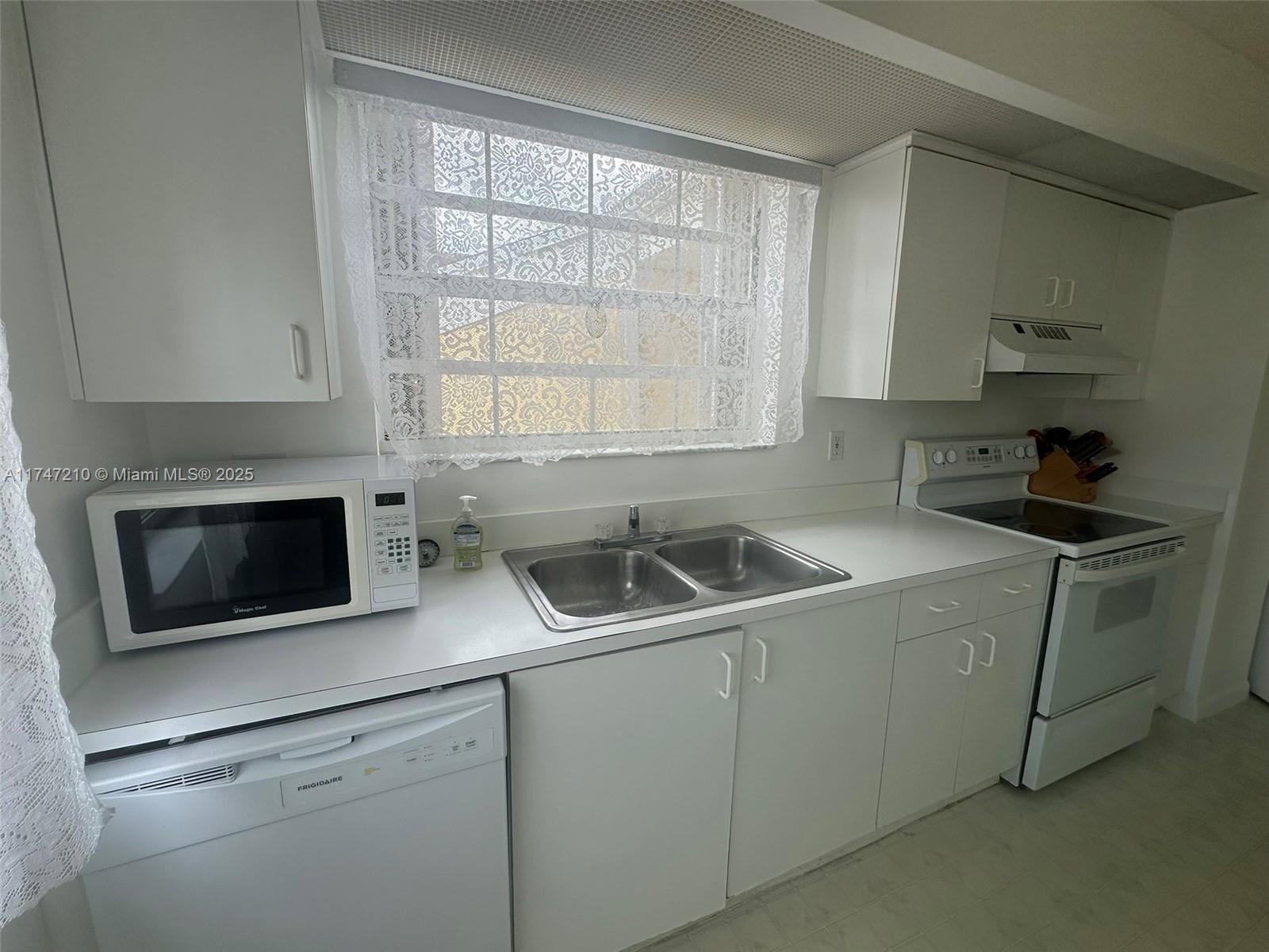 2274 SE 27th Dr # F Unit: 205-F