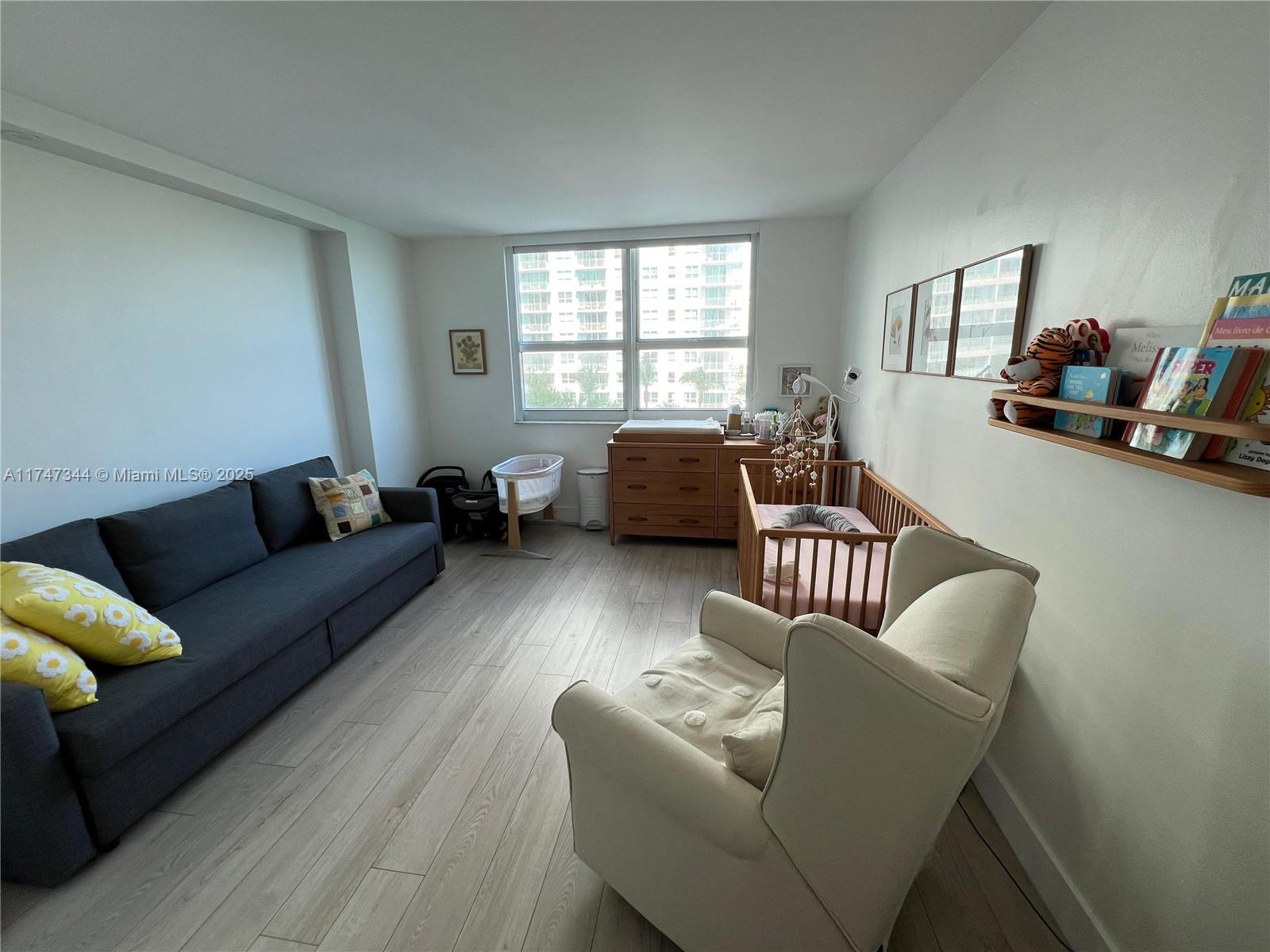 1155 Brickell Bay Dr # 908