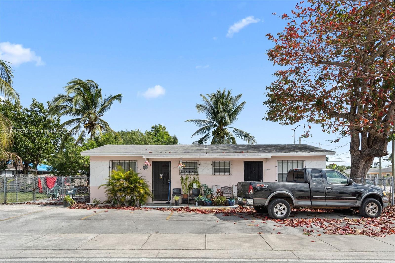 17525 SW 104th Ave