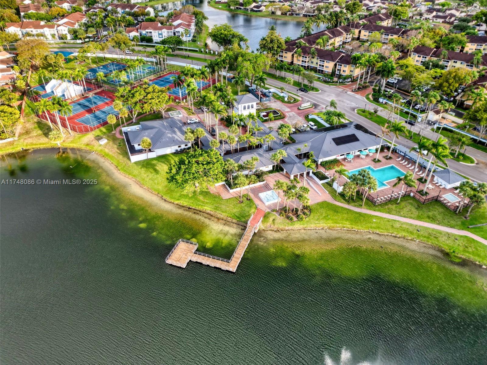 18224 Mediterranean Blvd # 17, Hialeah Unit: 5-17