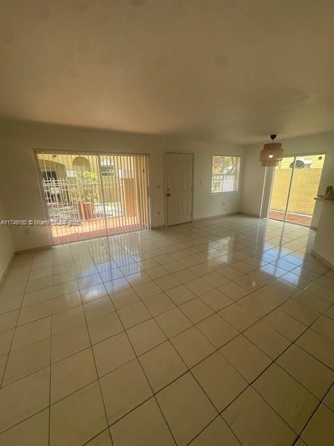 370 NW 85th Ct # 1812