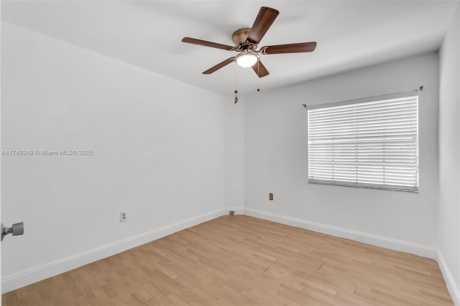 19060 NW 77th Ct