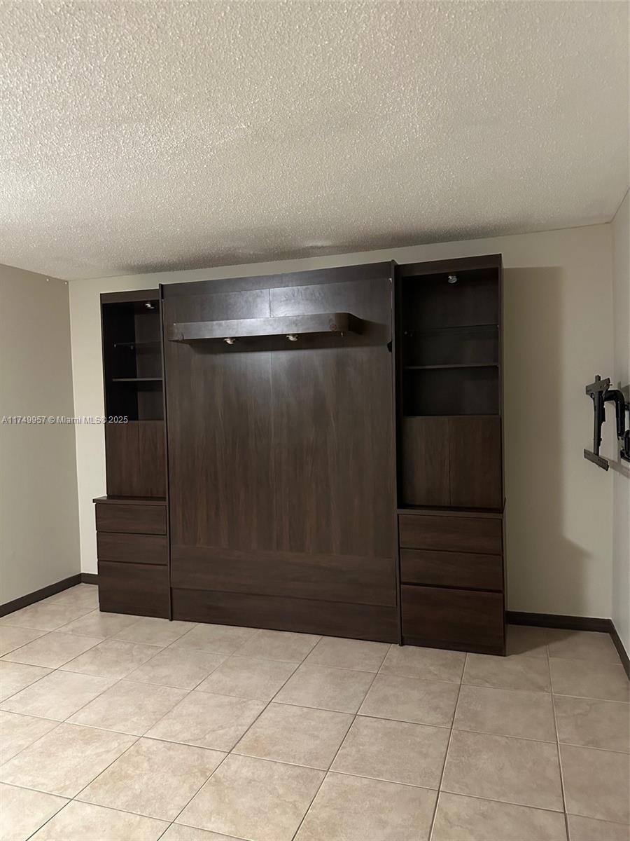 1965 S Ocean Dr # 11J