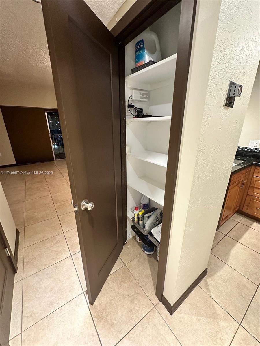 1965 S Ocean Dr # 11J