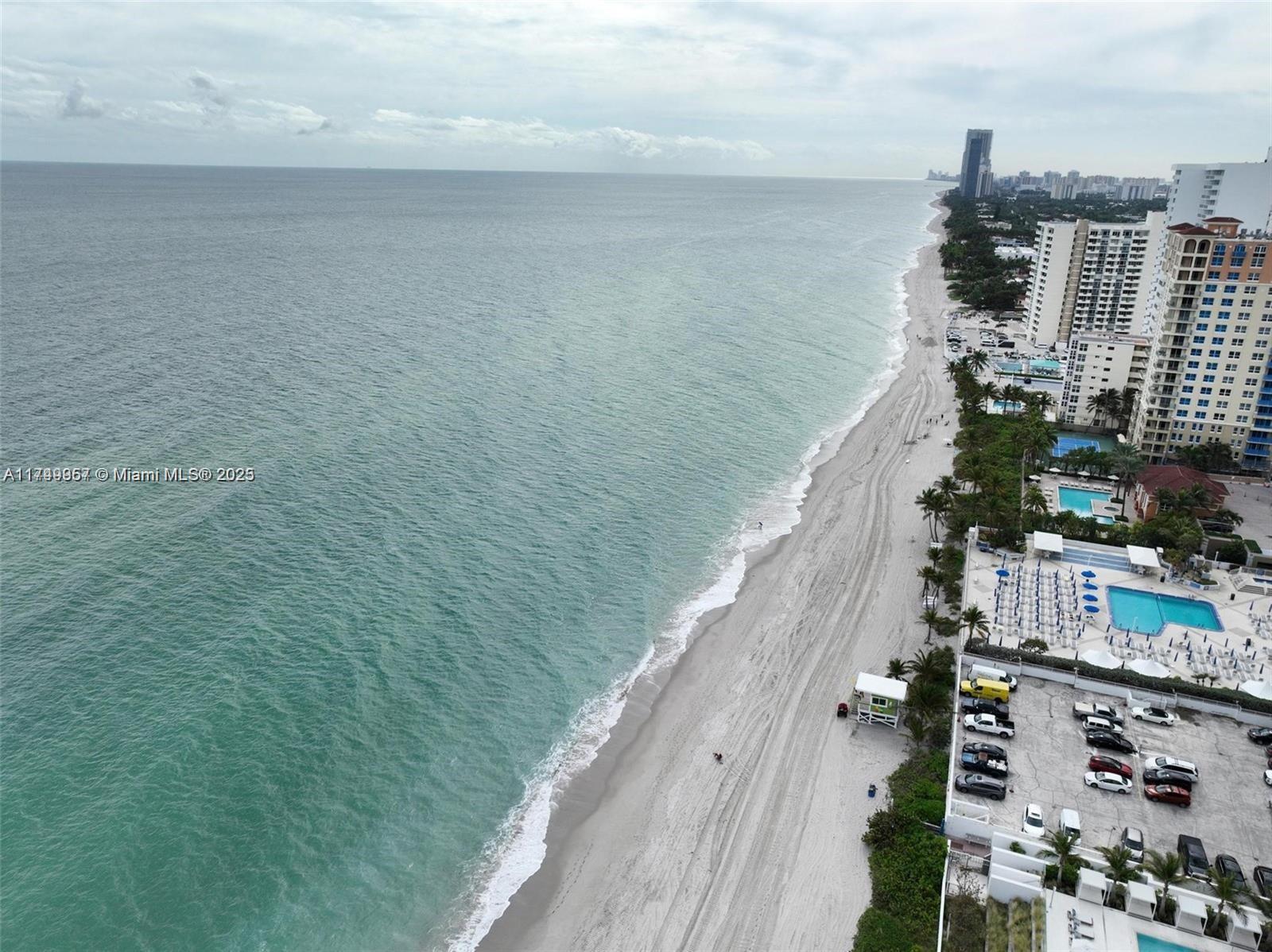 1965 S Ocean Dr # 11J