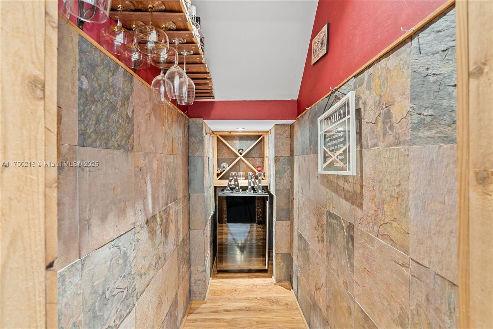 2609 NE 42nd Ave