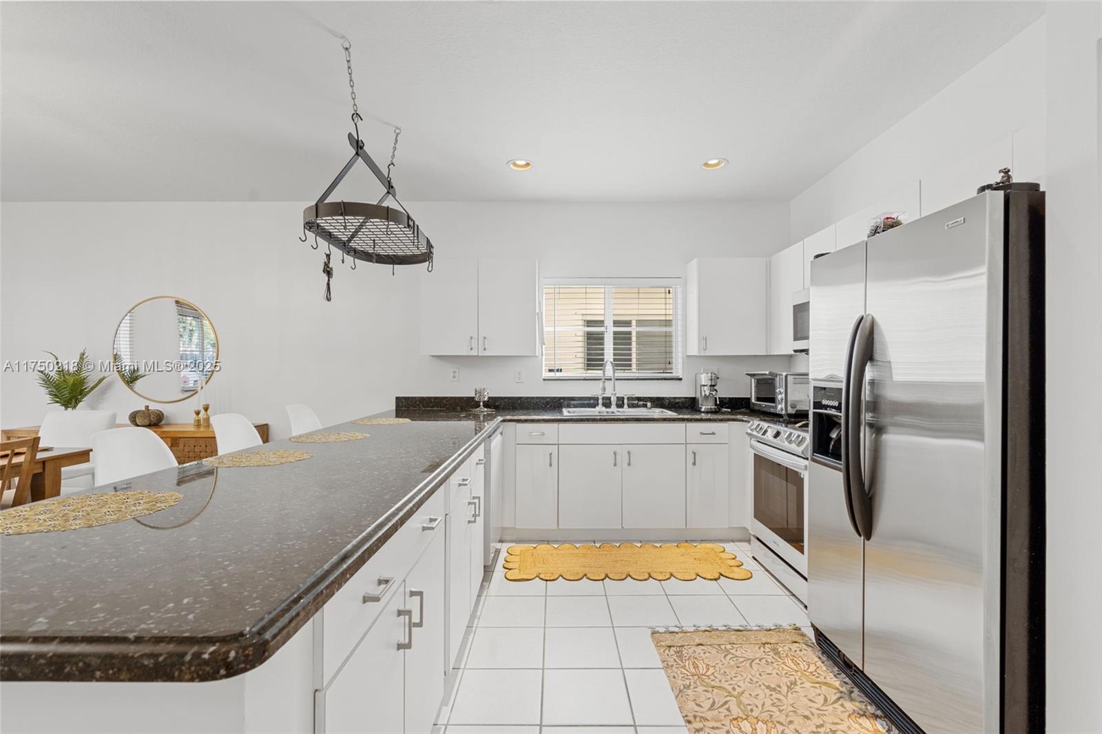 2609 NE 42nd Ave