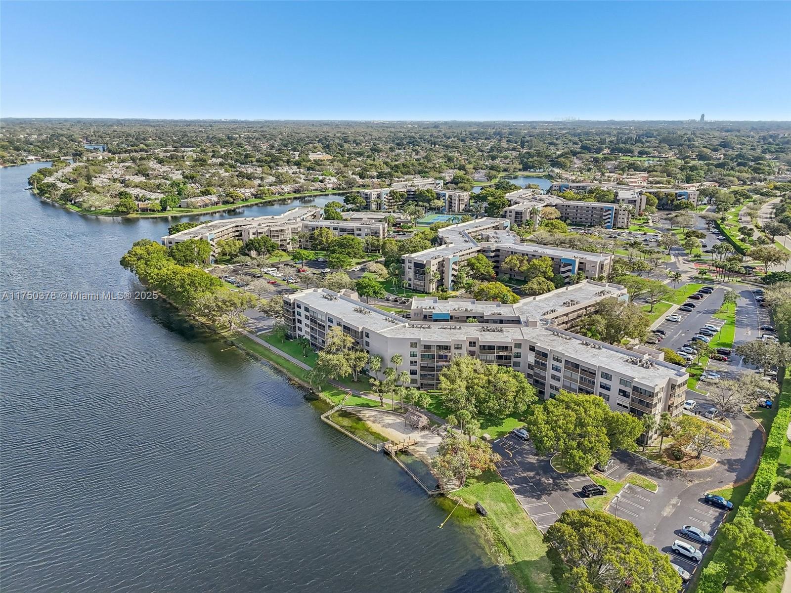 900 Colony Point Cir # 408