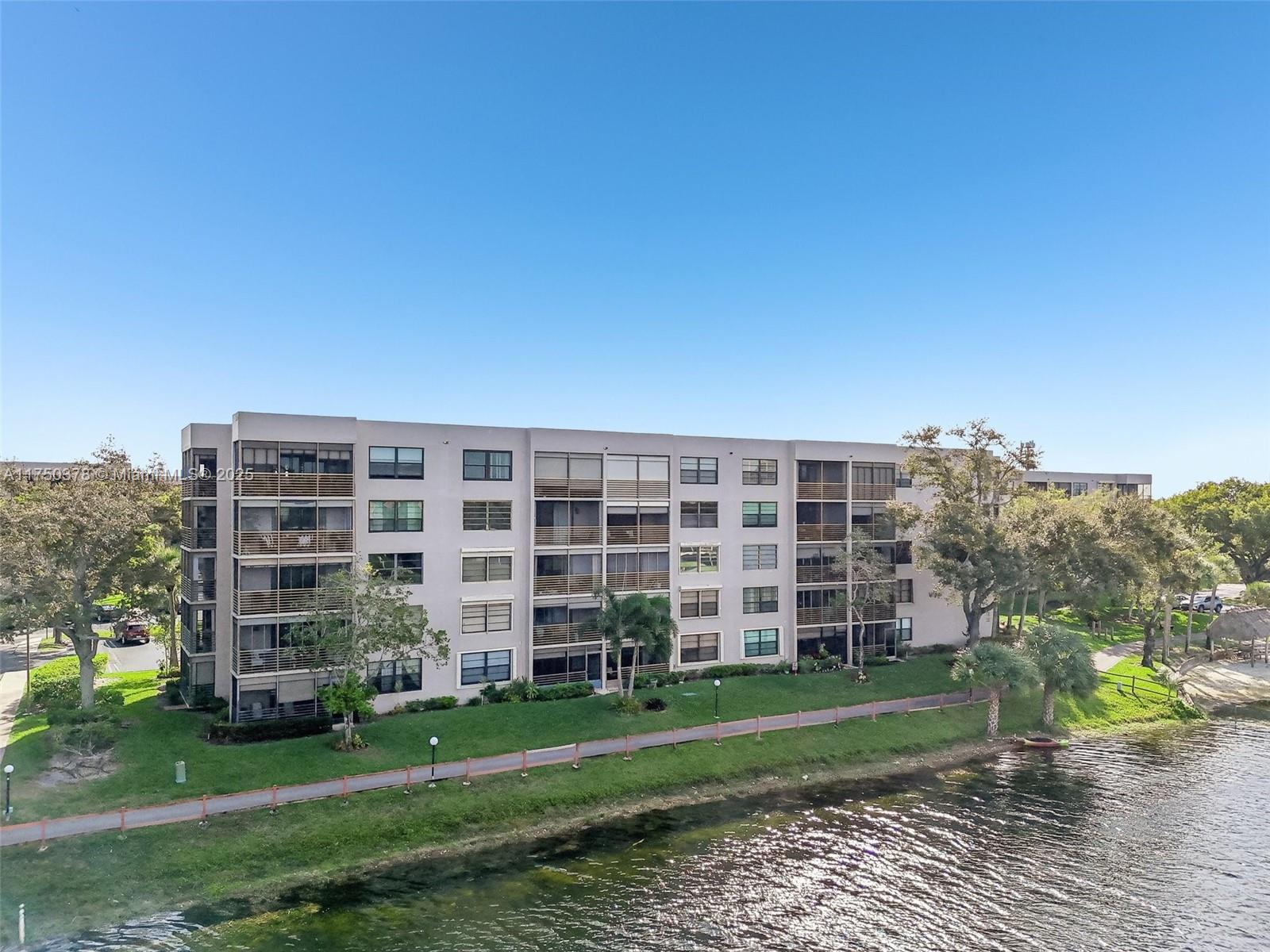 900 Colony Point Cir # 408