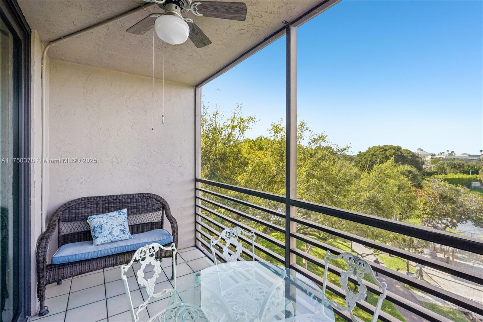 900 Colony Point Cir # 408