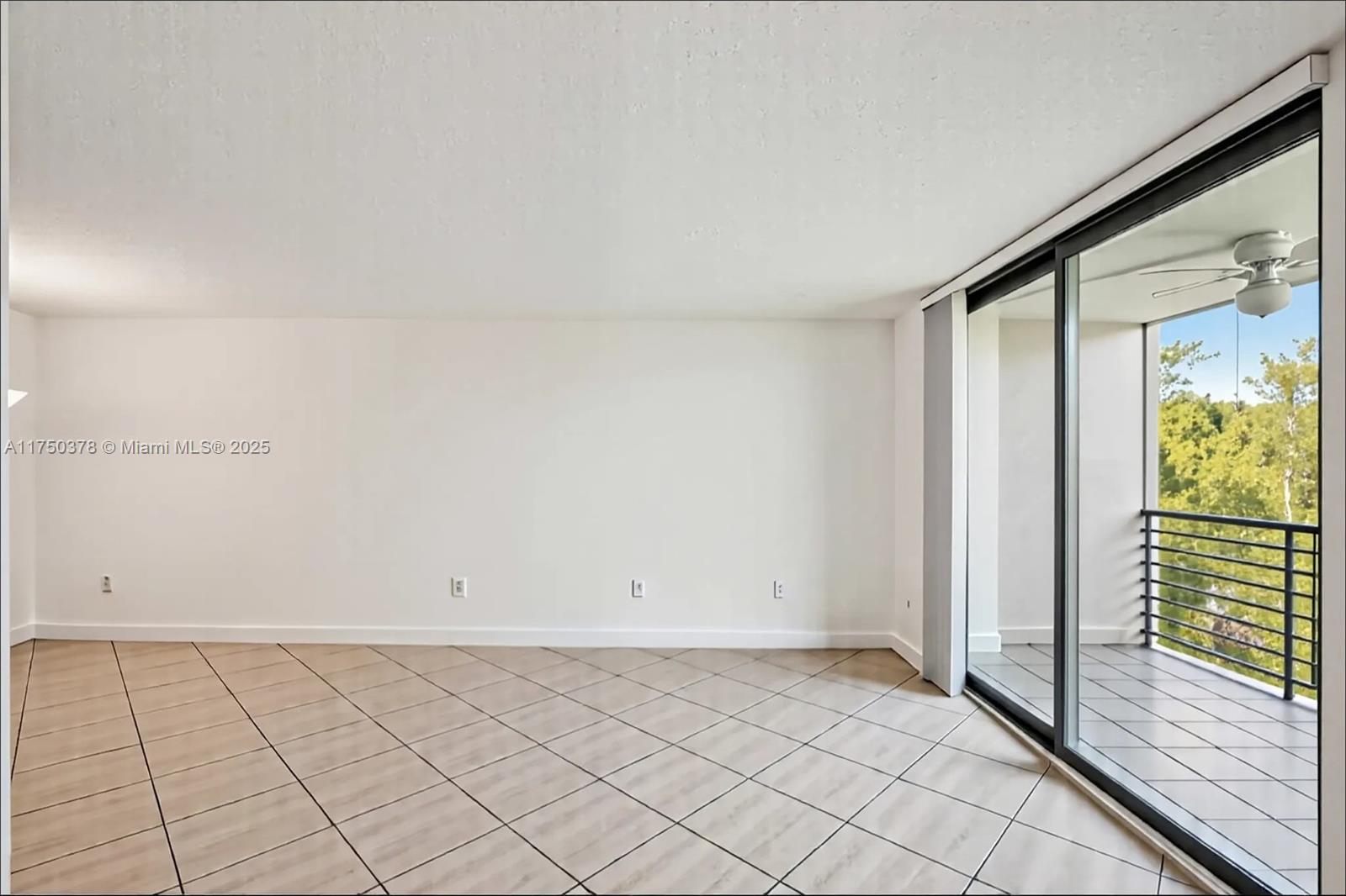 900 Colony Point Cir # 408