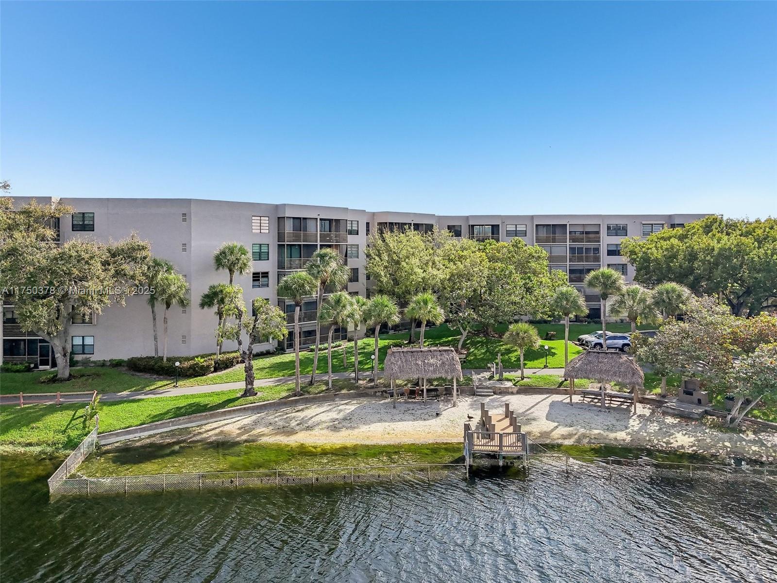900 Colony Point Cir # 408