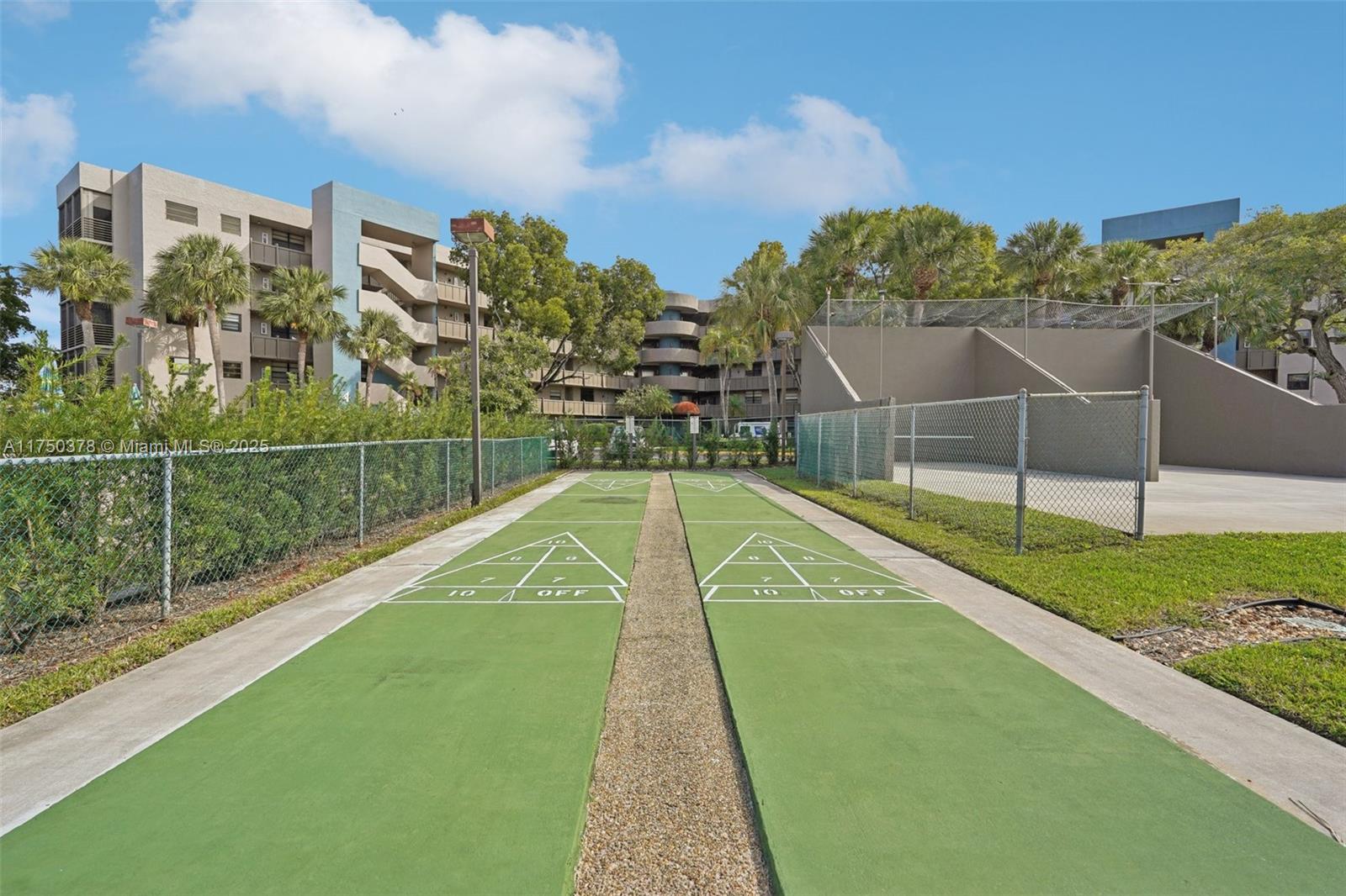 900 Colony Point Cir # 408
