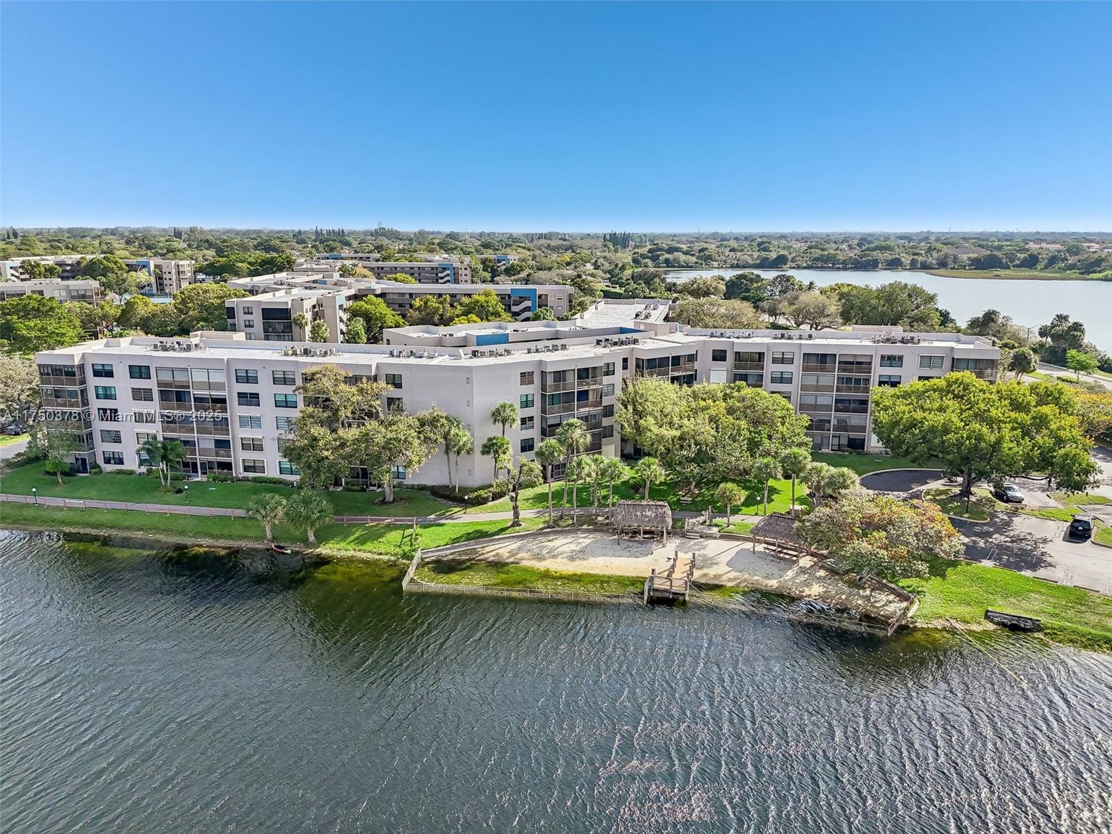 900 Colony Point Cir # 408