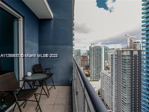 60 SW 13th St # 3404