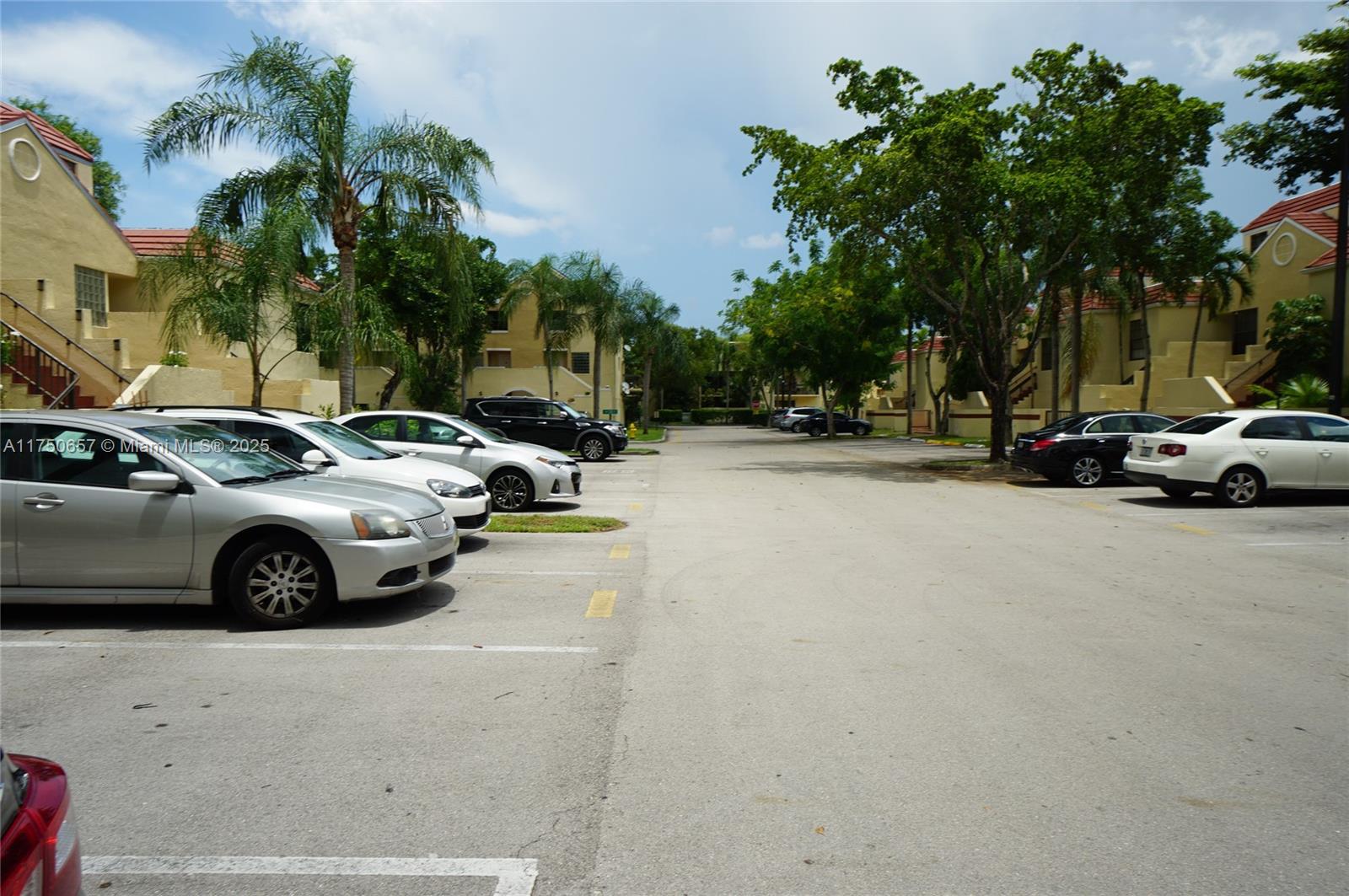 13015 SW 88th Ter S # B Unit: 201-B
