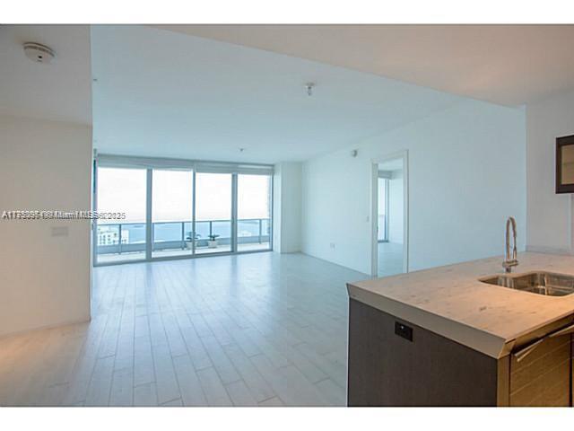 200 Biscayne Boulevard Way # 5103