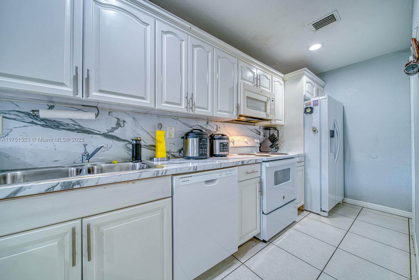 10450 SW 172nd St # 10450