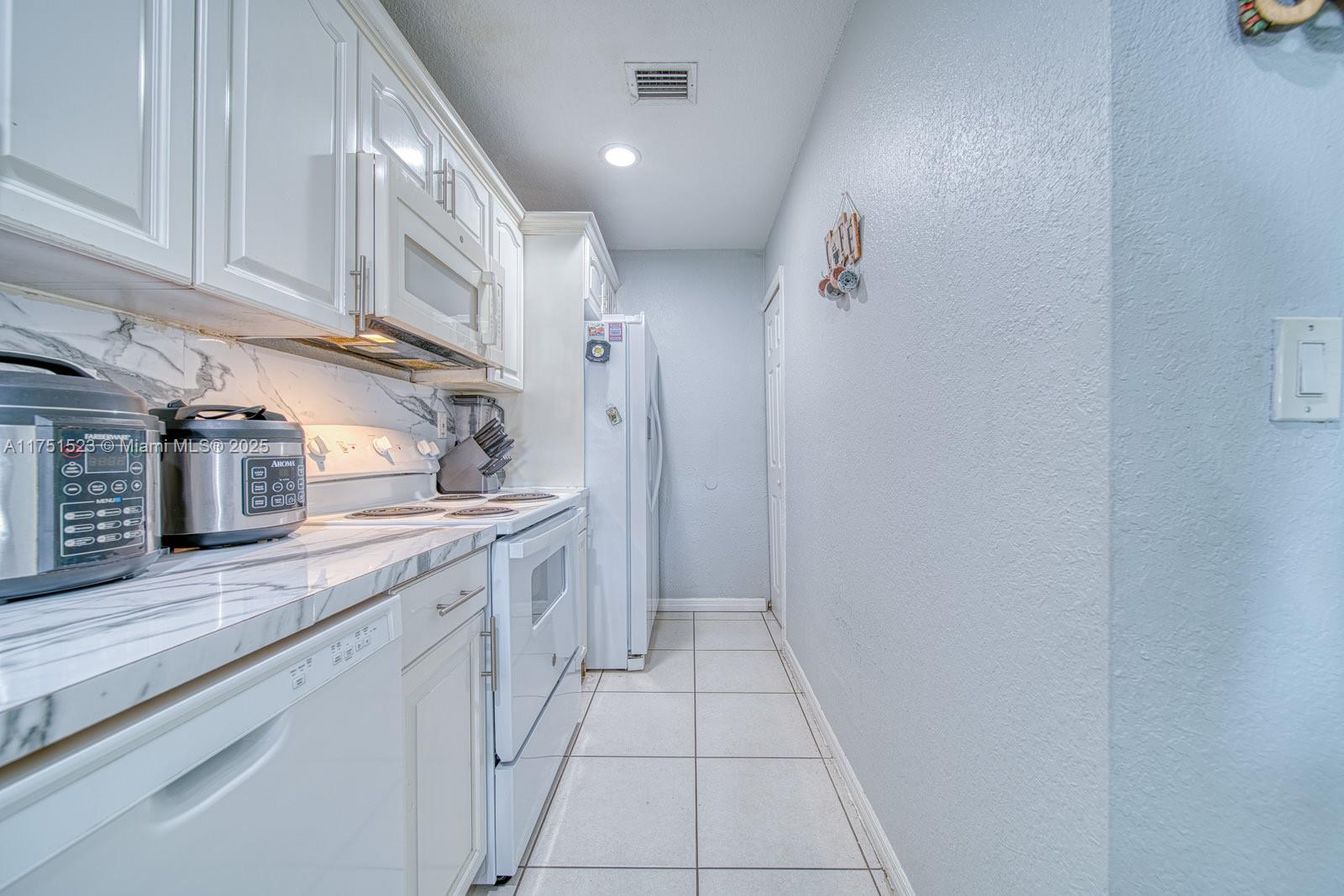 10450 SW 172nd St # 10450