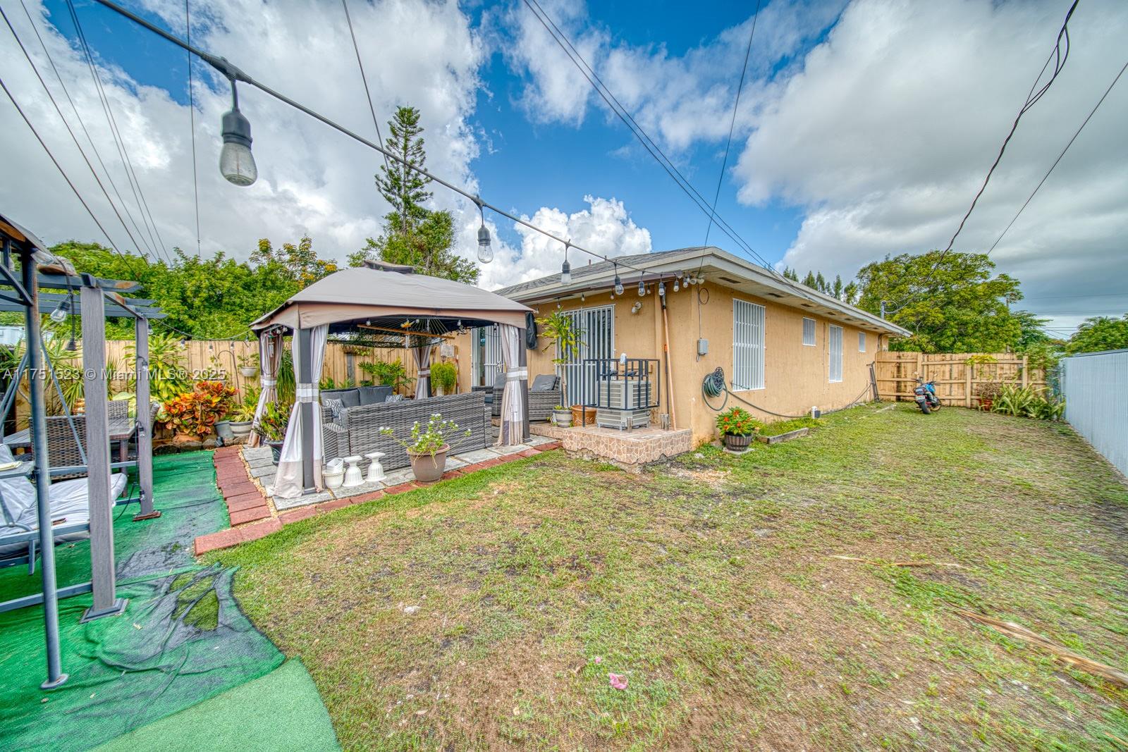 10450 SW 172nd St # 10450