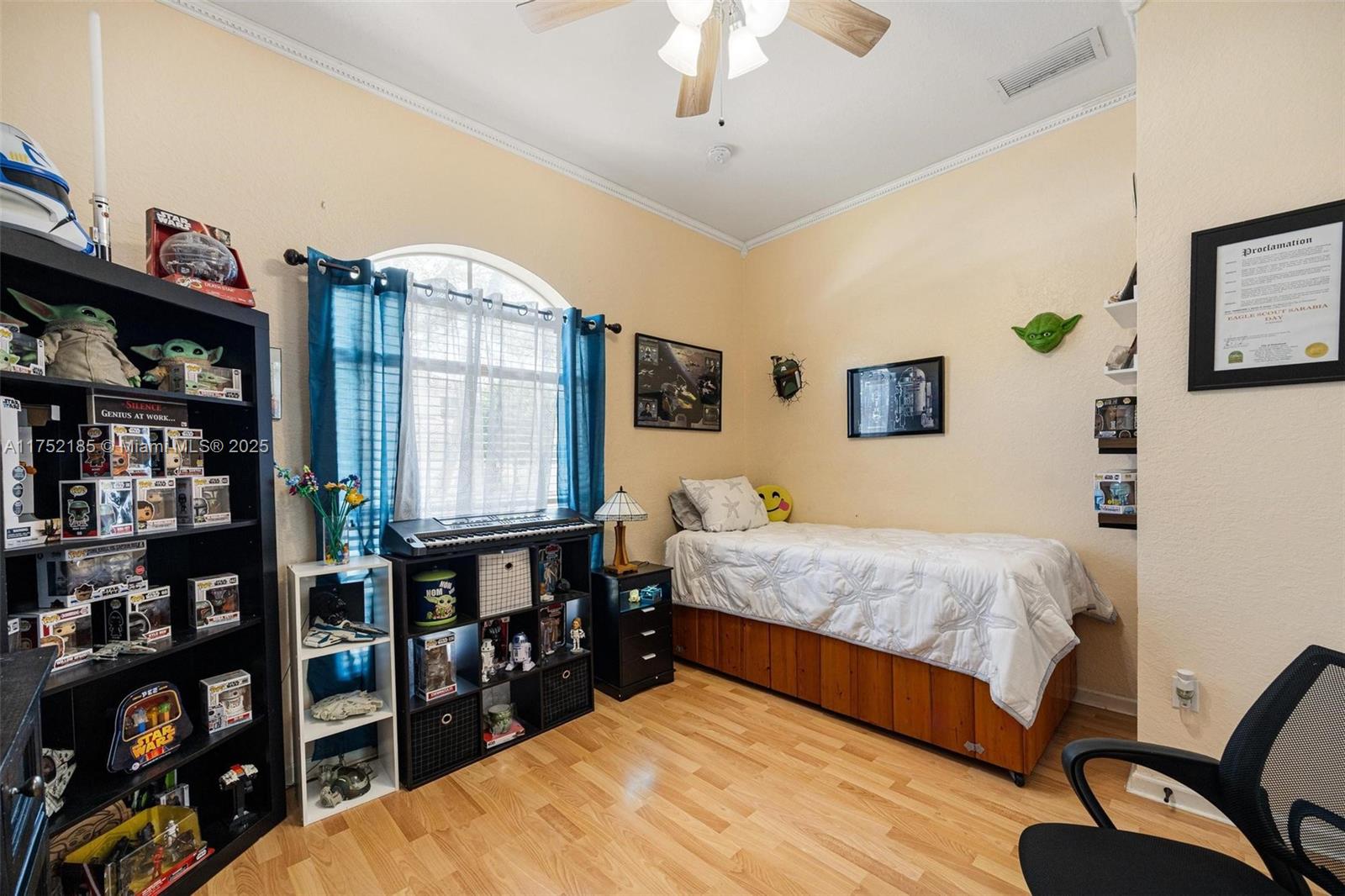 1660 NE 37th Ave
