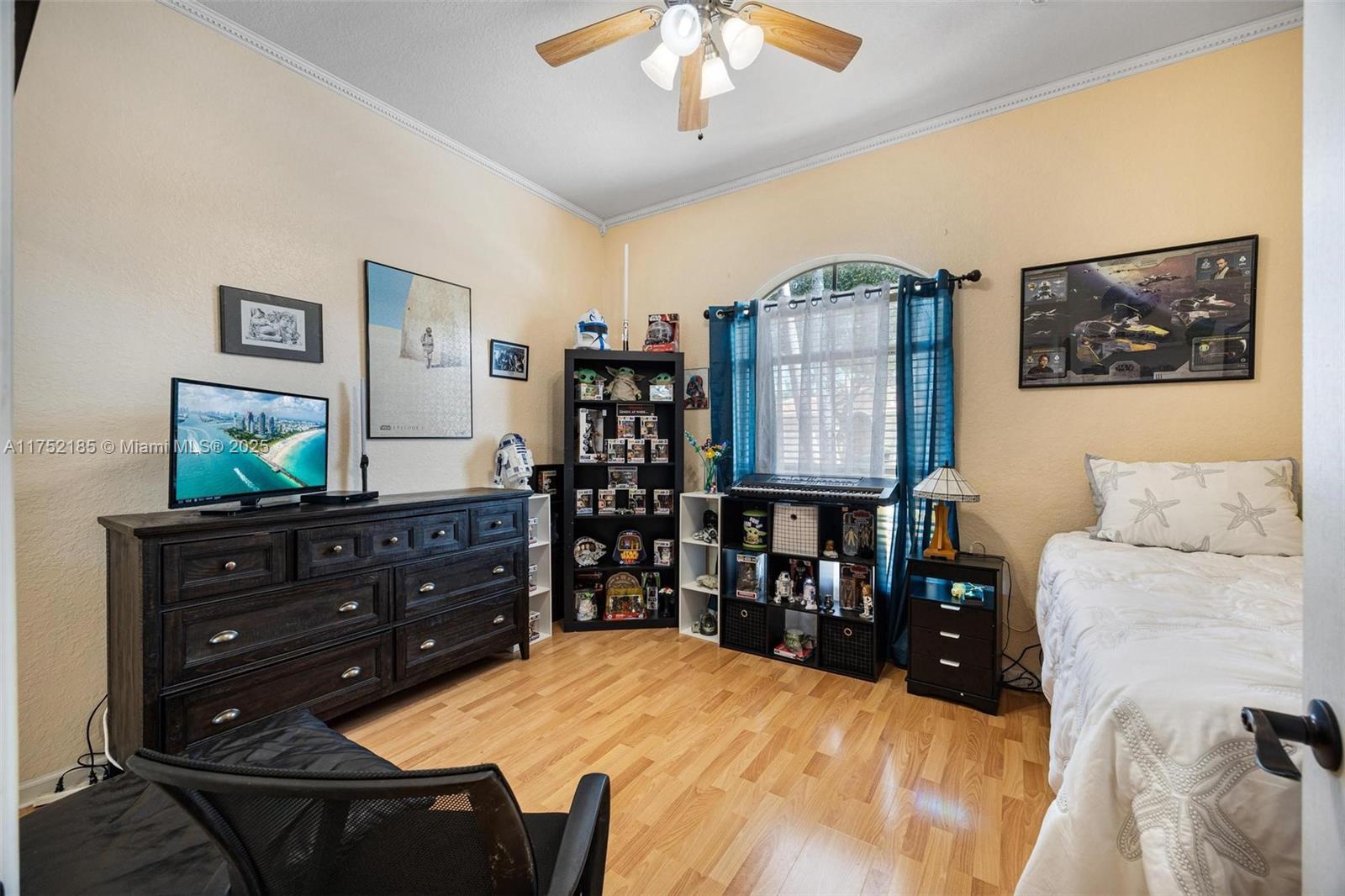 1660 NE 37th Ave