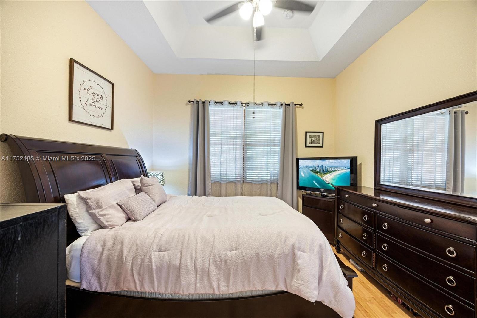1660 NE 37th Ave