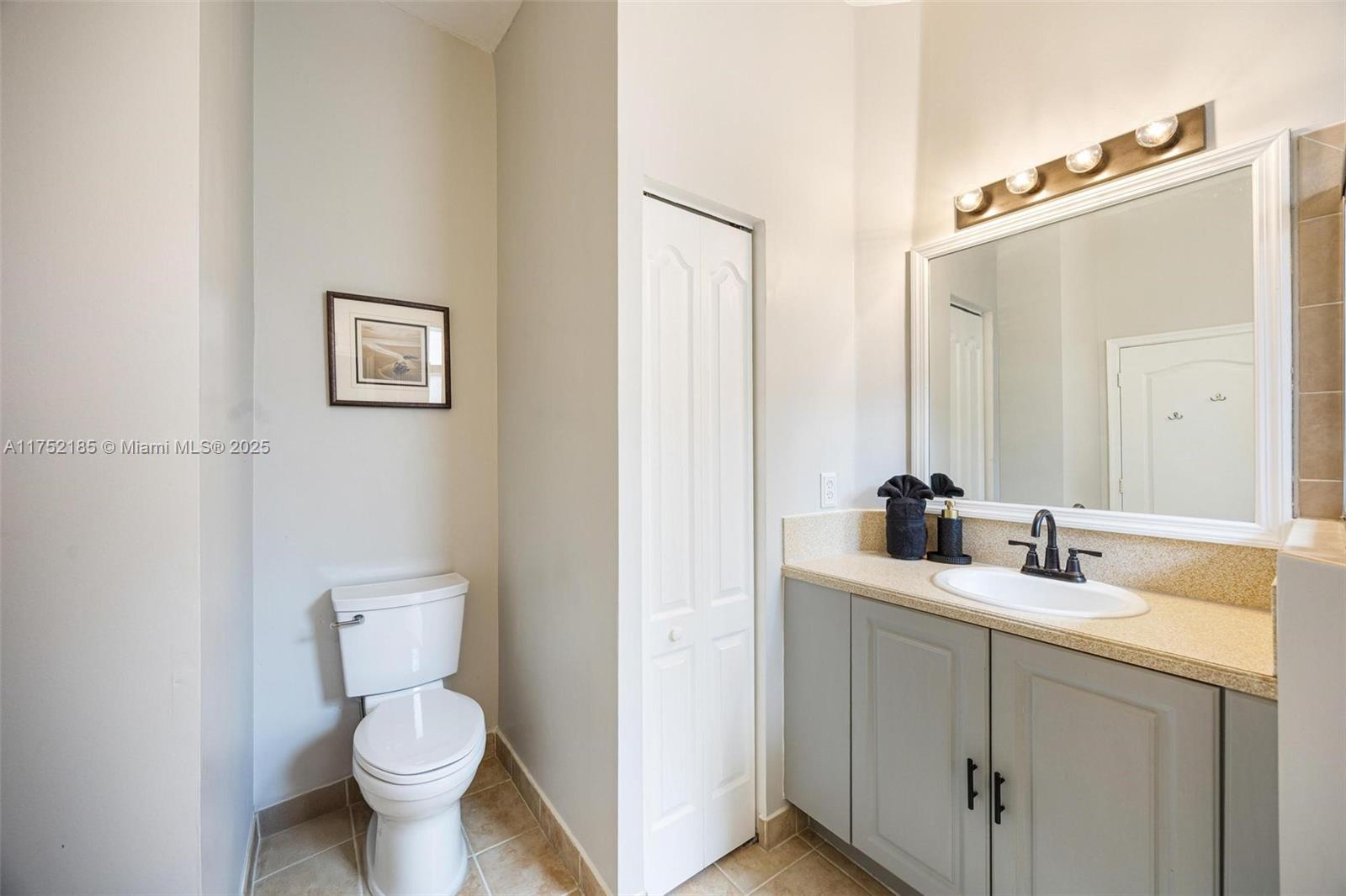 1660 NE 37th Ave