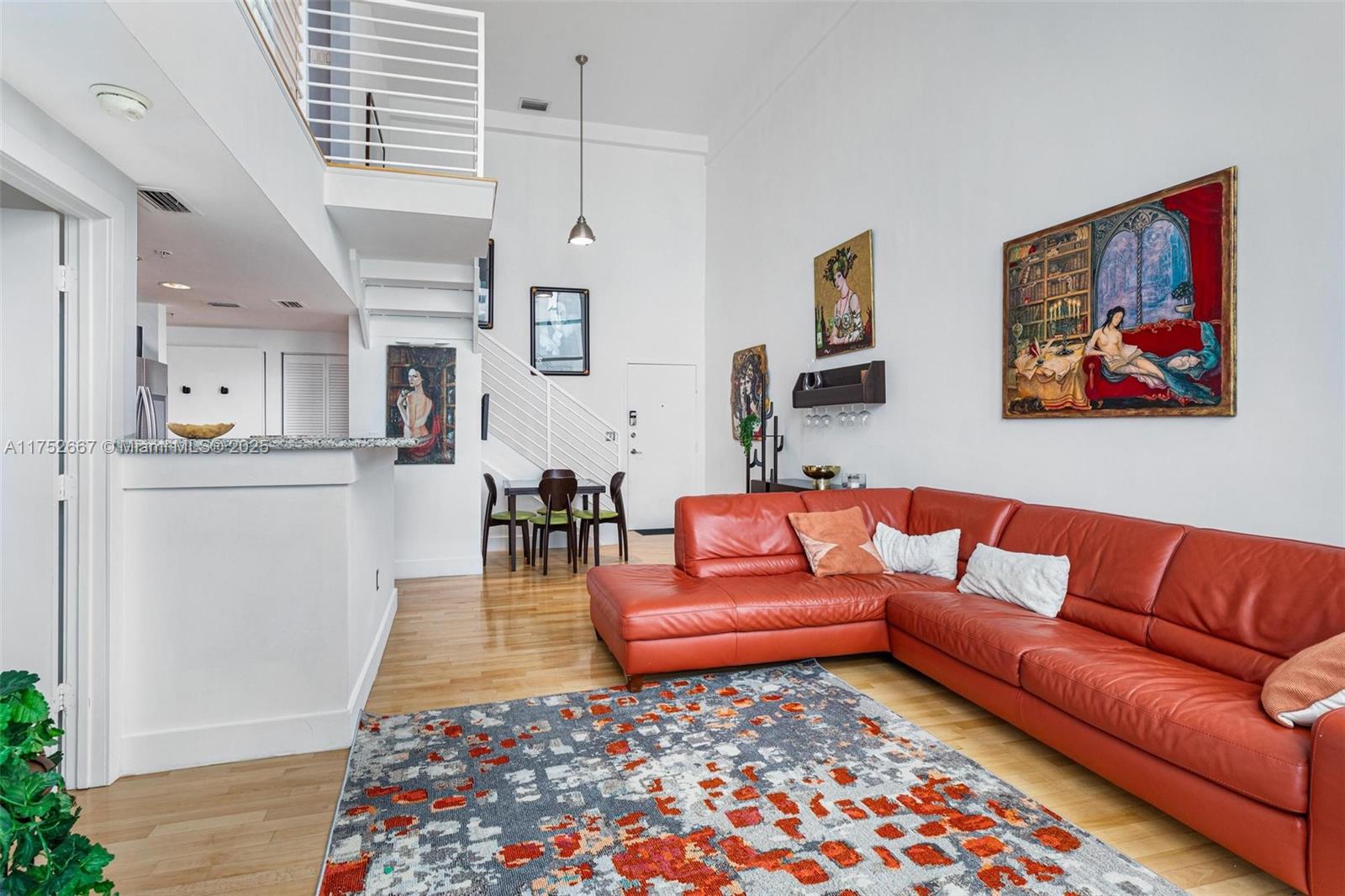 7728 Collins Ave # 16