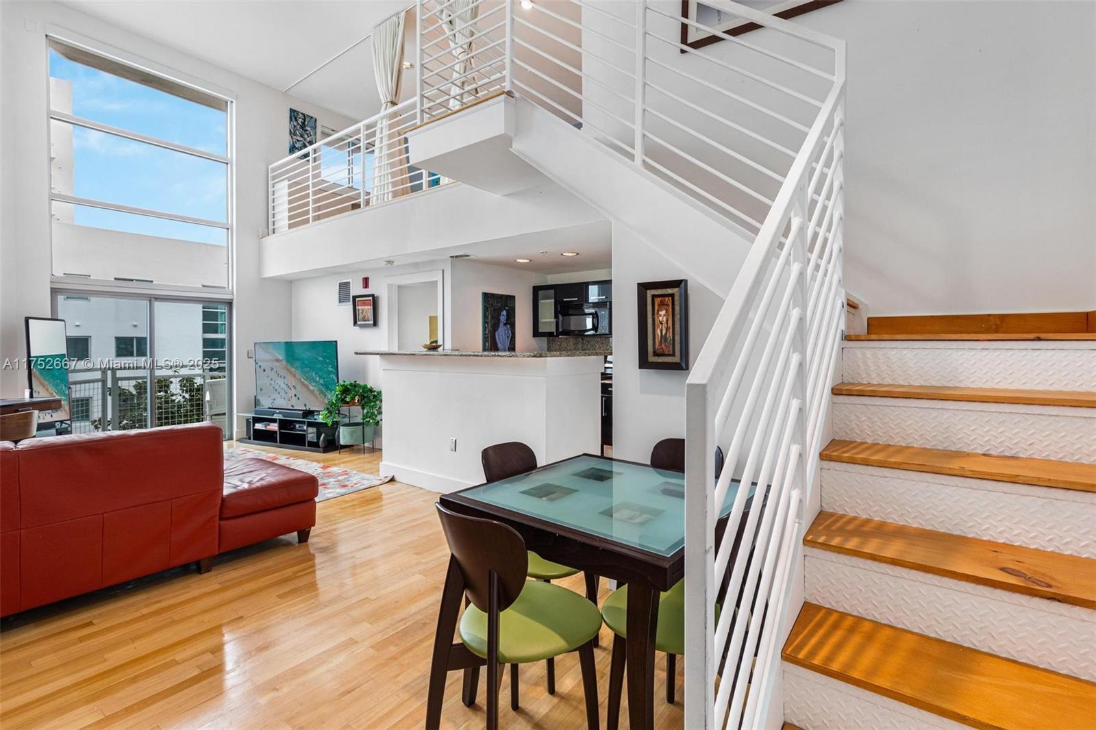 7728 Collins Ave # 16