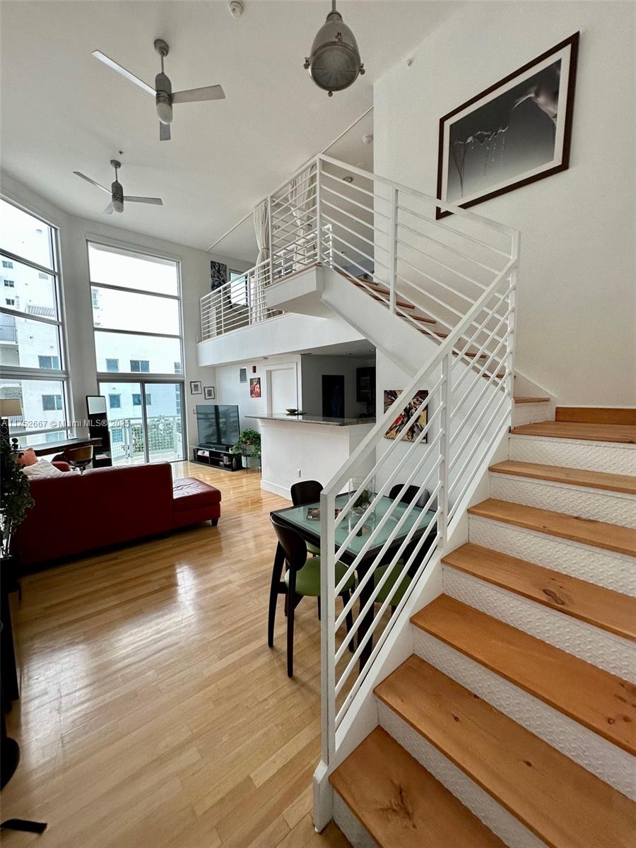 7728 Collins Ave # 16