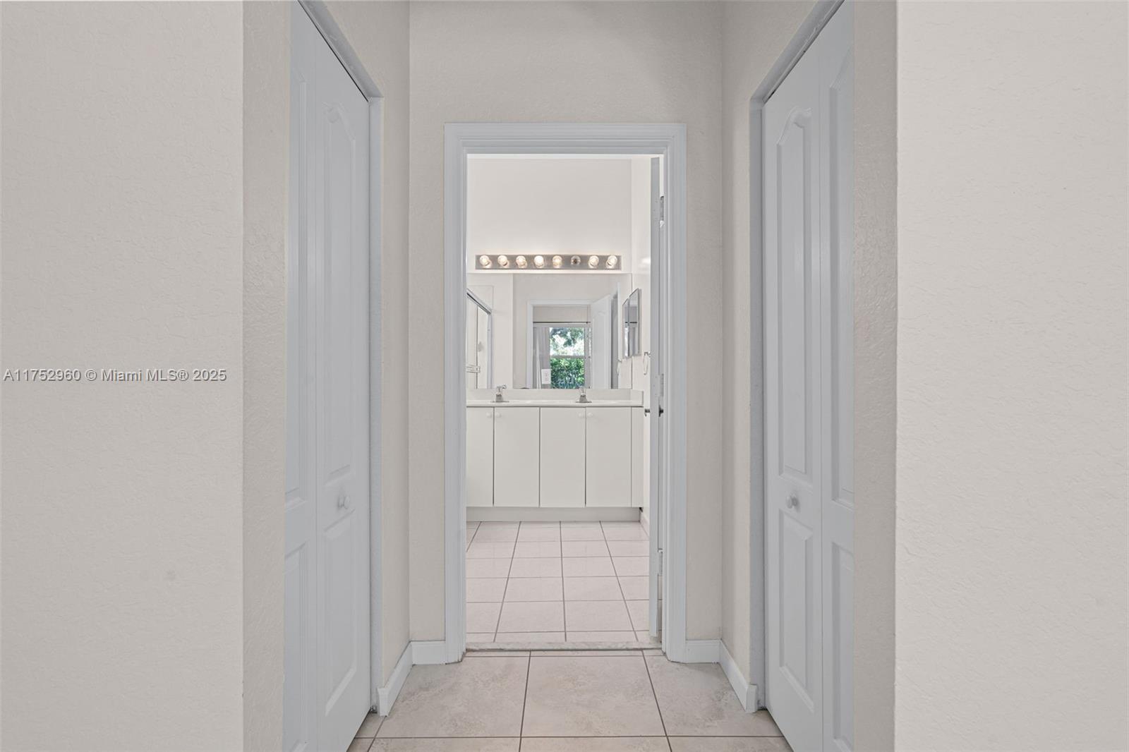 1270 NE 39th Ave