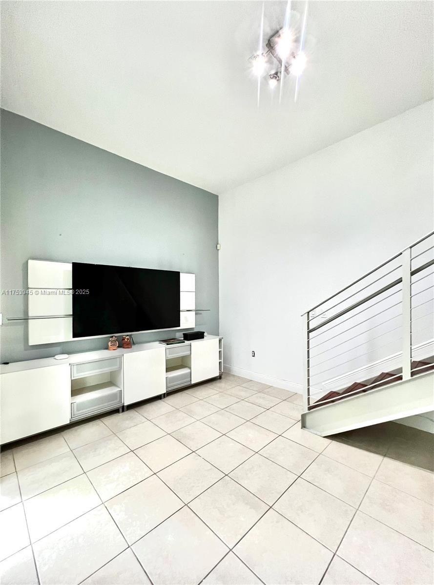 3062 Bird Ave # E1