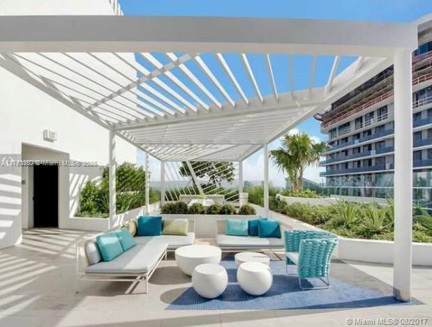 45 SW 9 st # 1907
