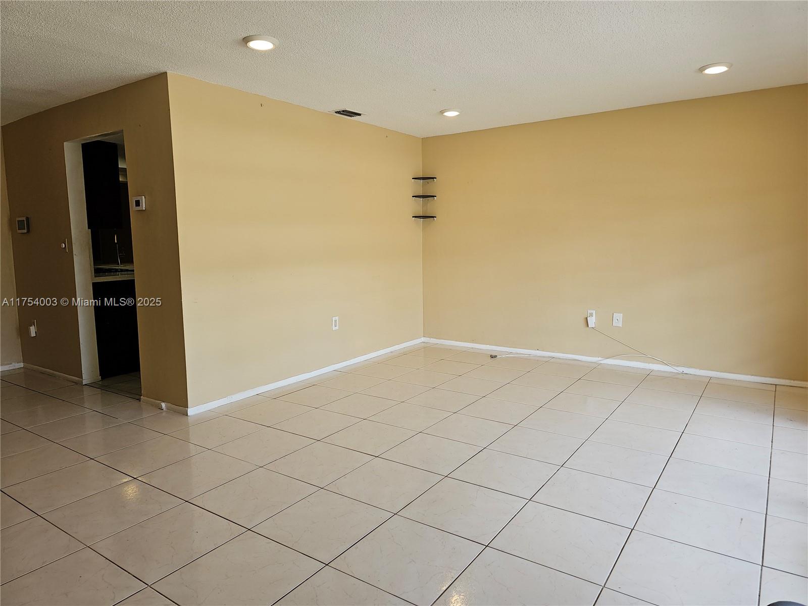 2415 NW 73rd Ave