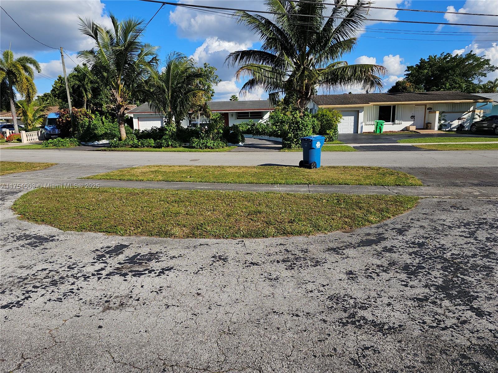 2415 NW 73rd Ave