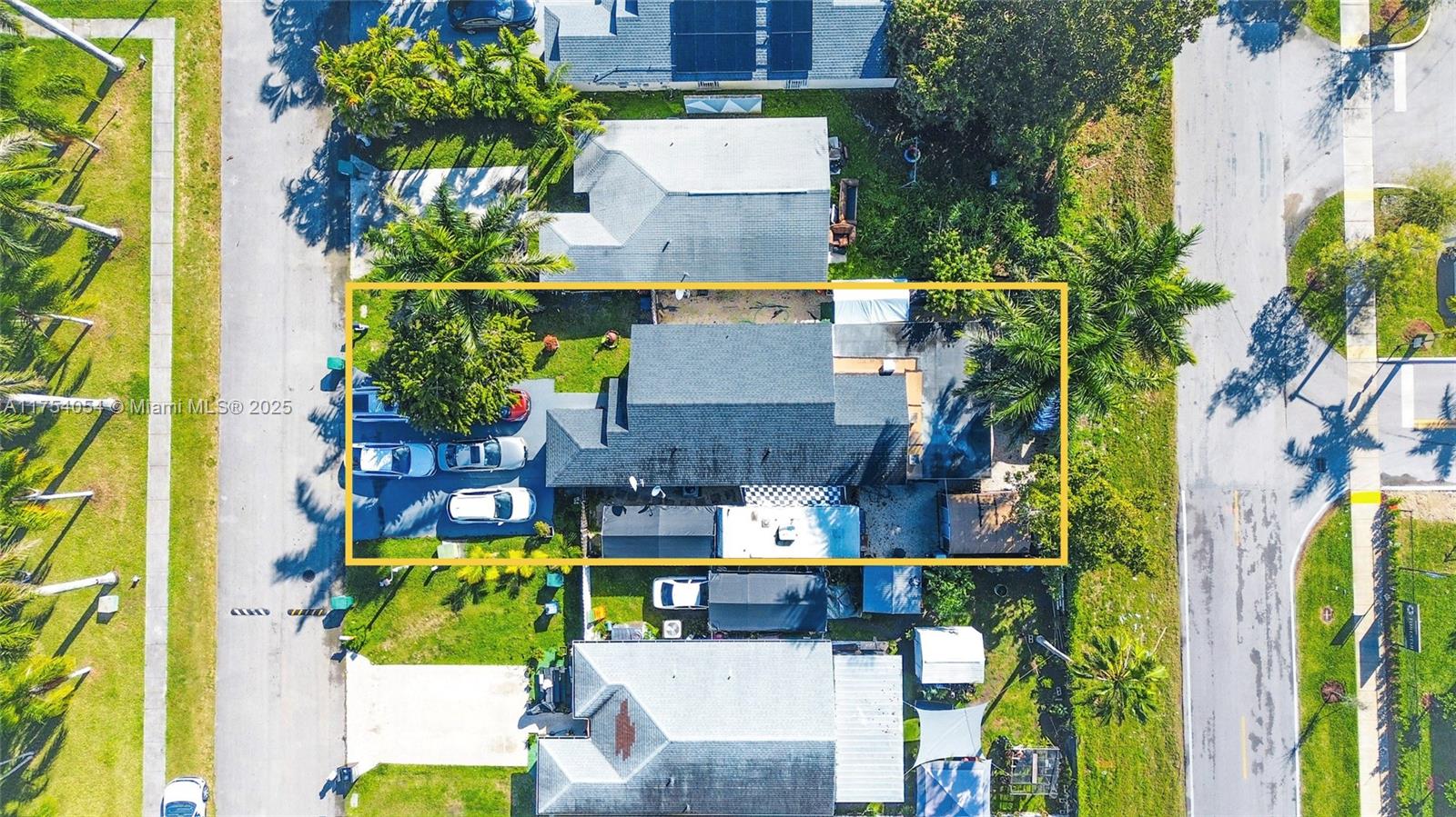791 SW 10th St