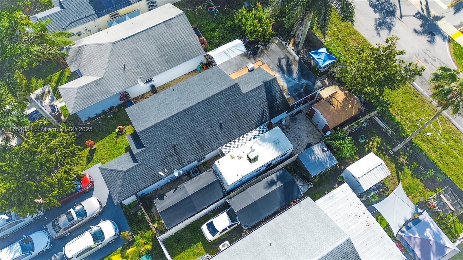791 SW 10th St