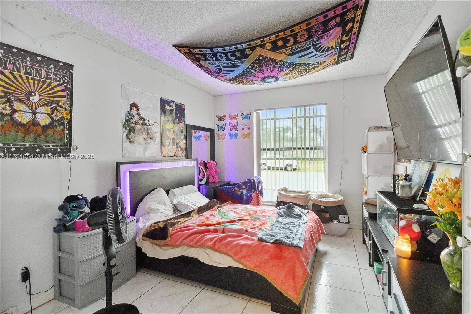 791 SW 10th St