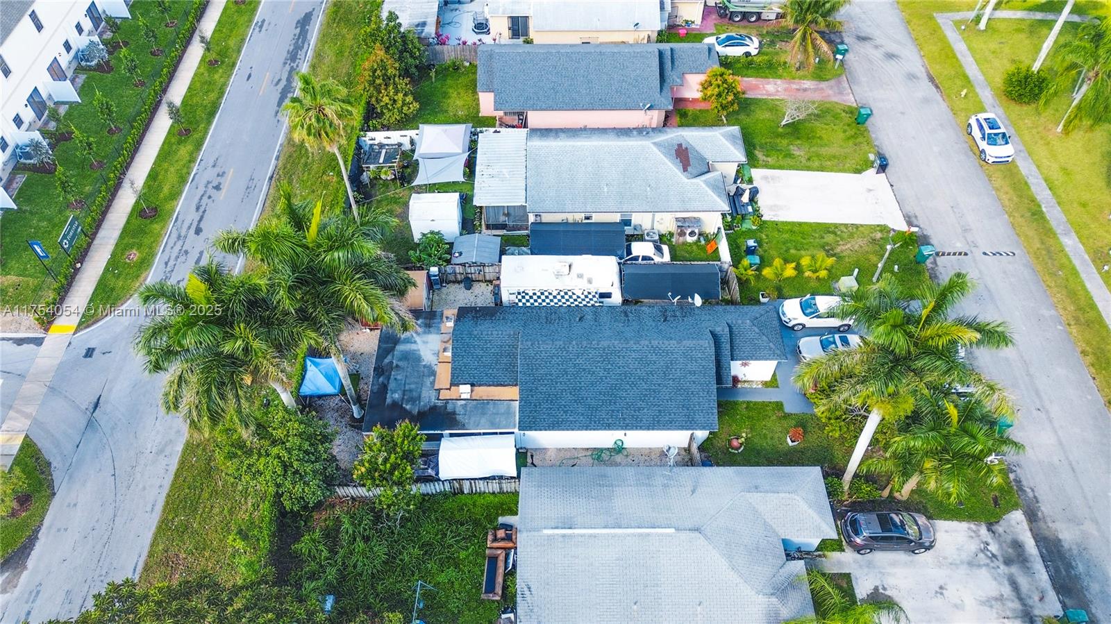 791 SW 10th St