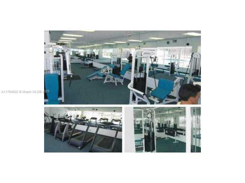 100 LINCOLN RD # 1024