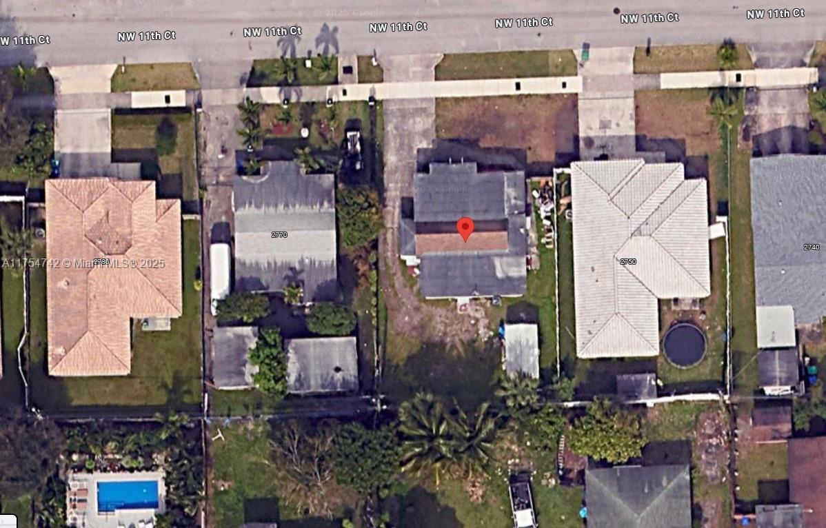 2760 NW 11th Ct