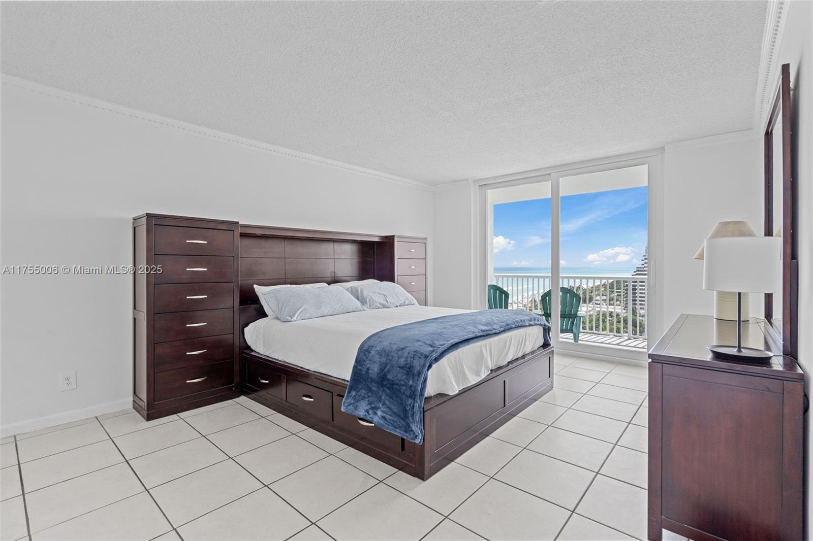 5401 Collins Ave # 1114
