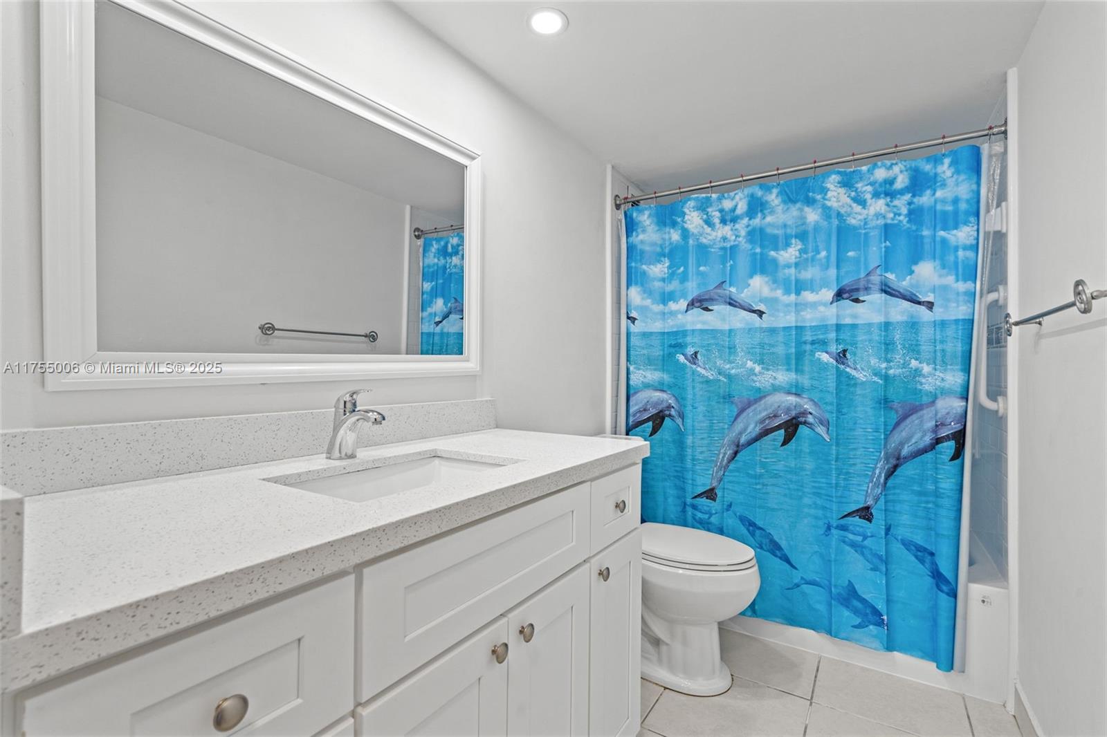 5401 Collins Ave # 1114