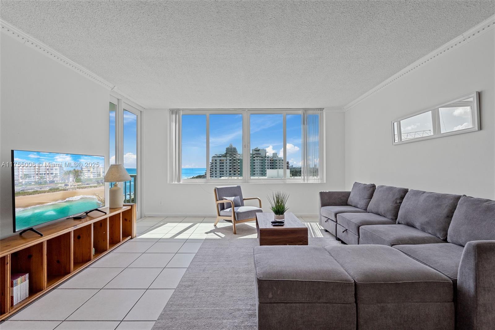 5401 Collins Ave # 1114