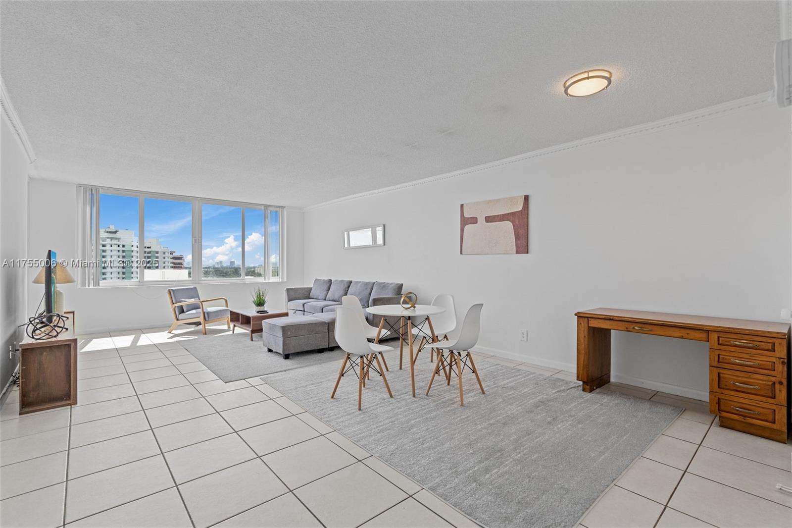 5401 Collins Ave # 1114