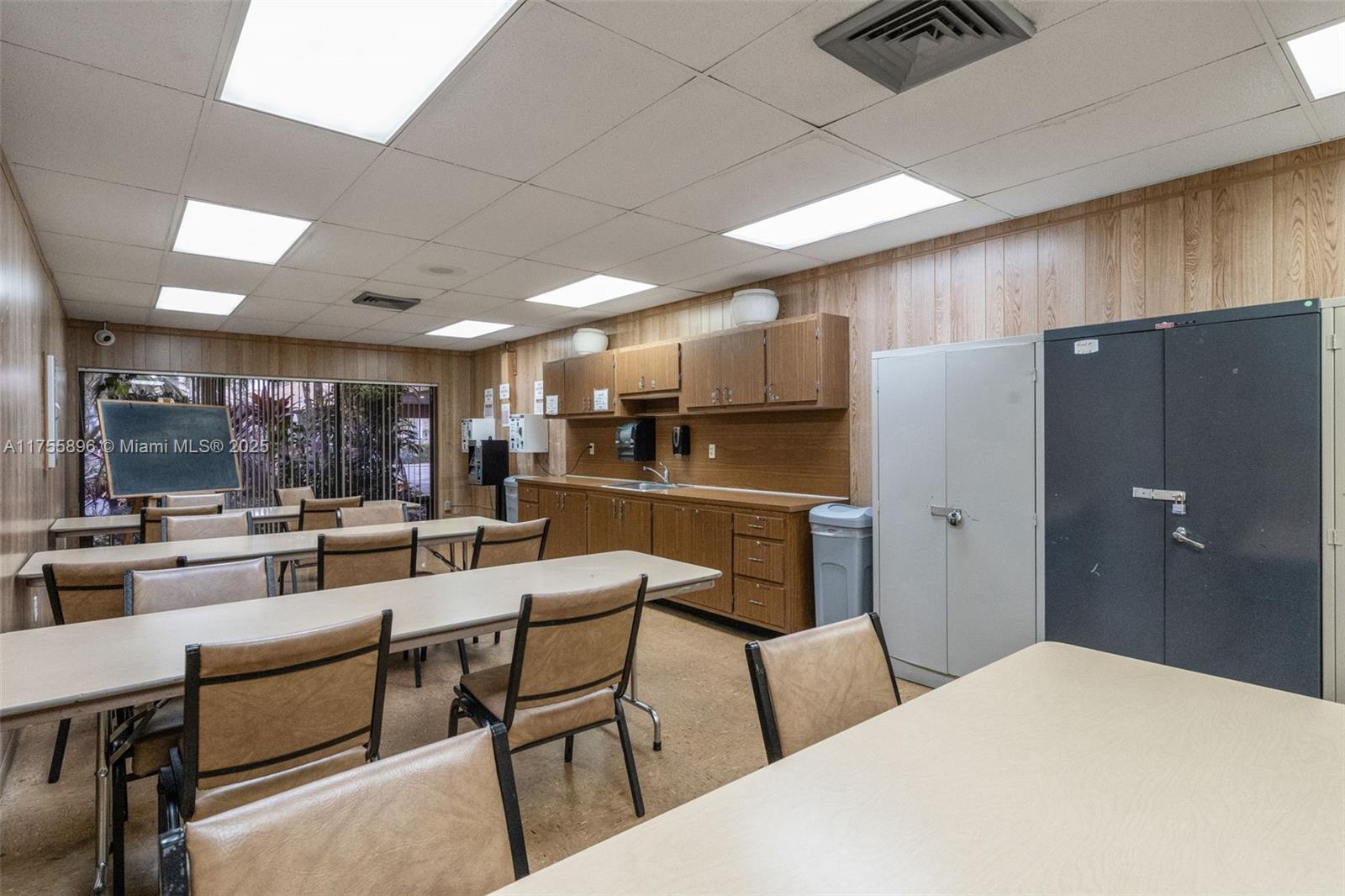 9201 Sunrise Lakes Blvd Unit: 306