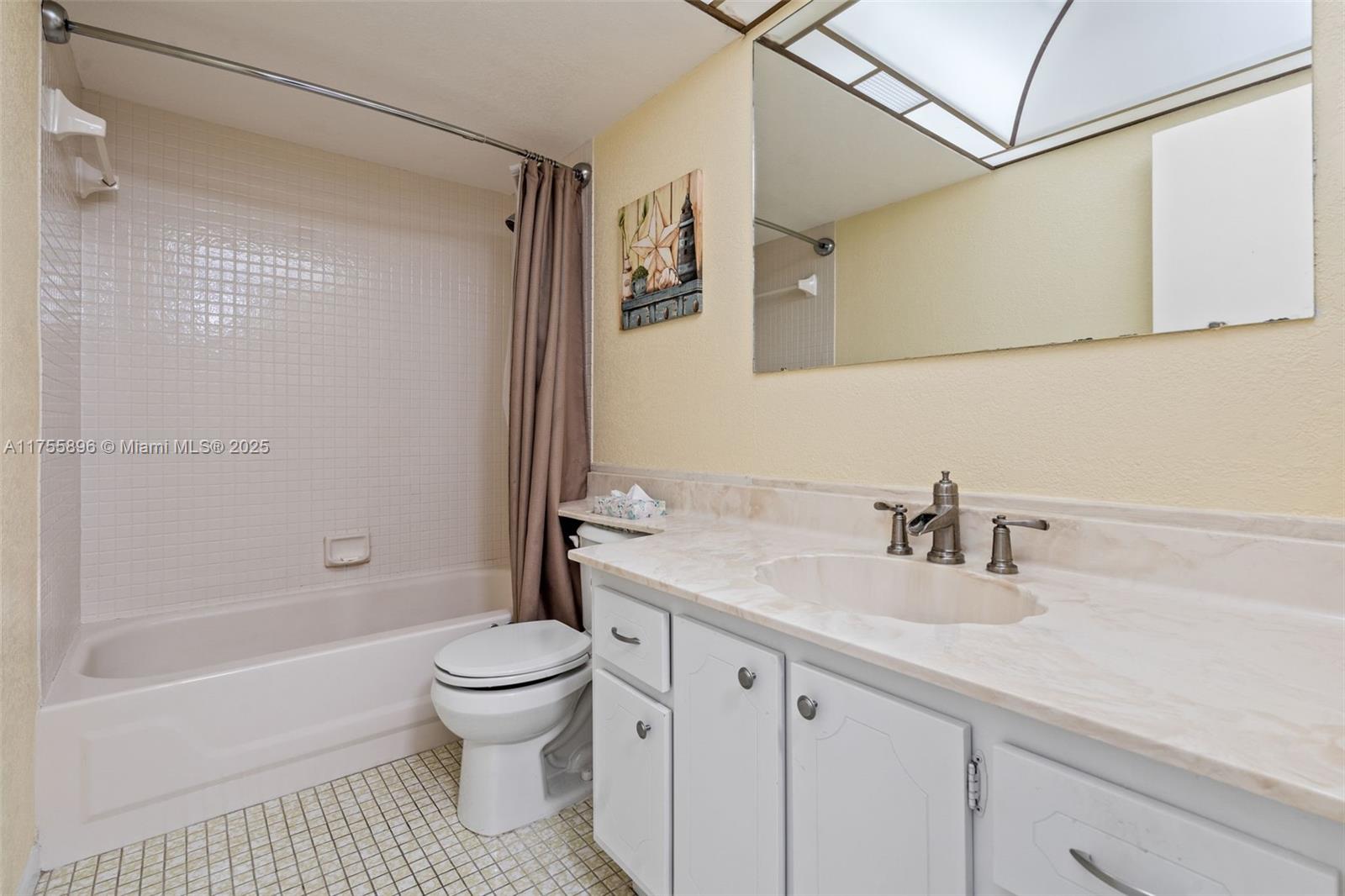 9201 Sunrise Lakes Blvd Unit: 306