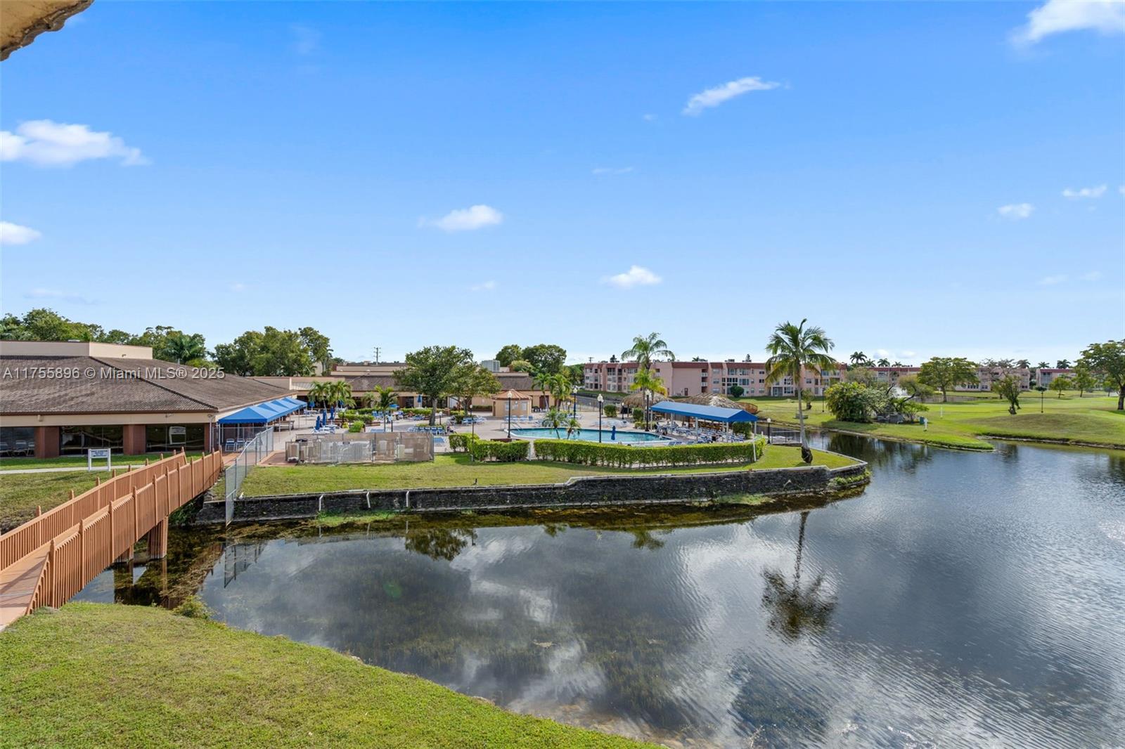 9201 Sunrise Lakes Blvd Unit: 306